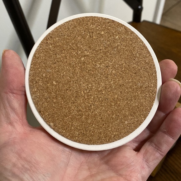 American Expedition Bass Fish Set of four stone coasters wooden holder New - Picture 2 of 4